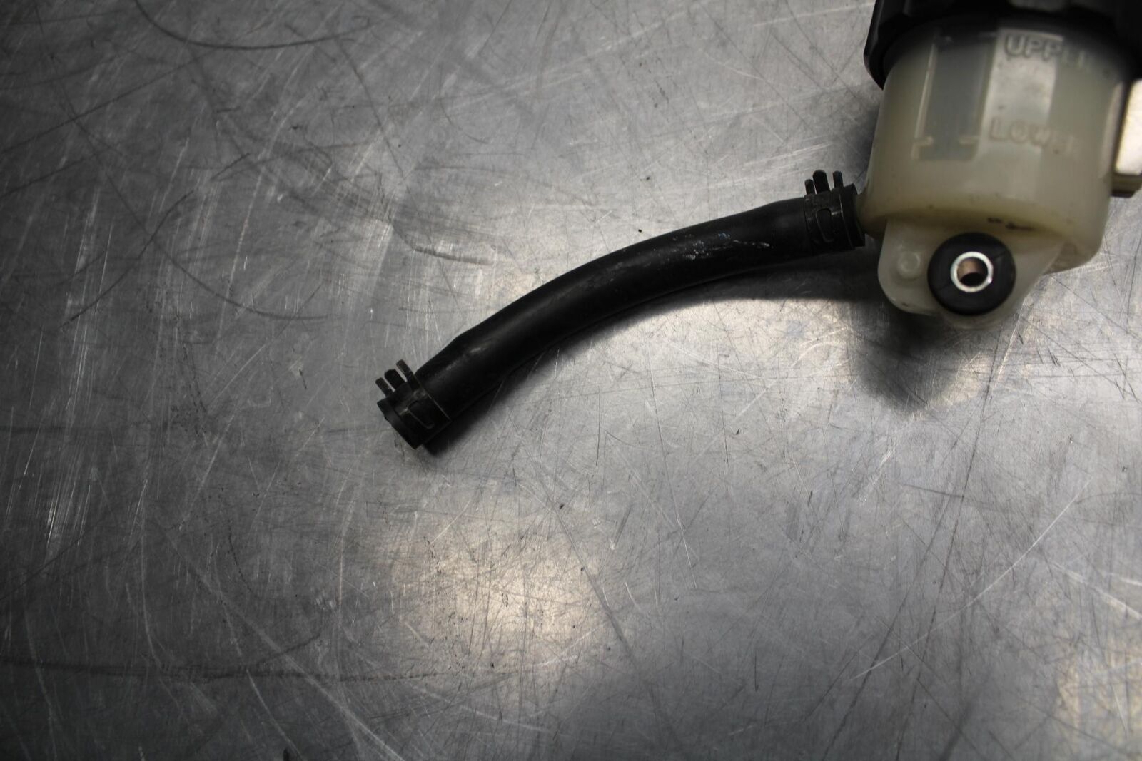 09-14 YAMAHA YZF R1 REAR BRAKE MASTER FLUID RESERVOIR TANK BOTTLE BB471