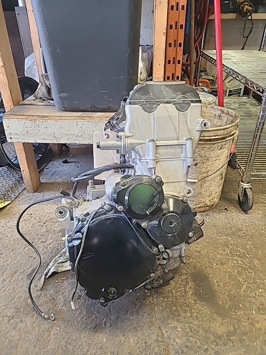 04 SUZUKI GSXR600 ENGINE MOTOR 11301-29861 BB676