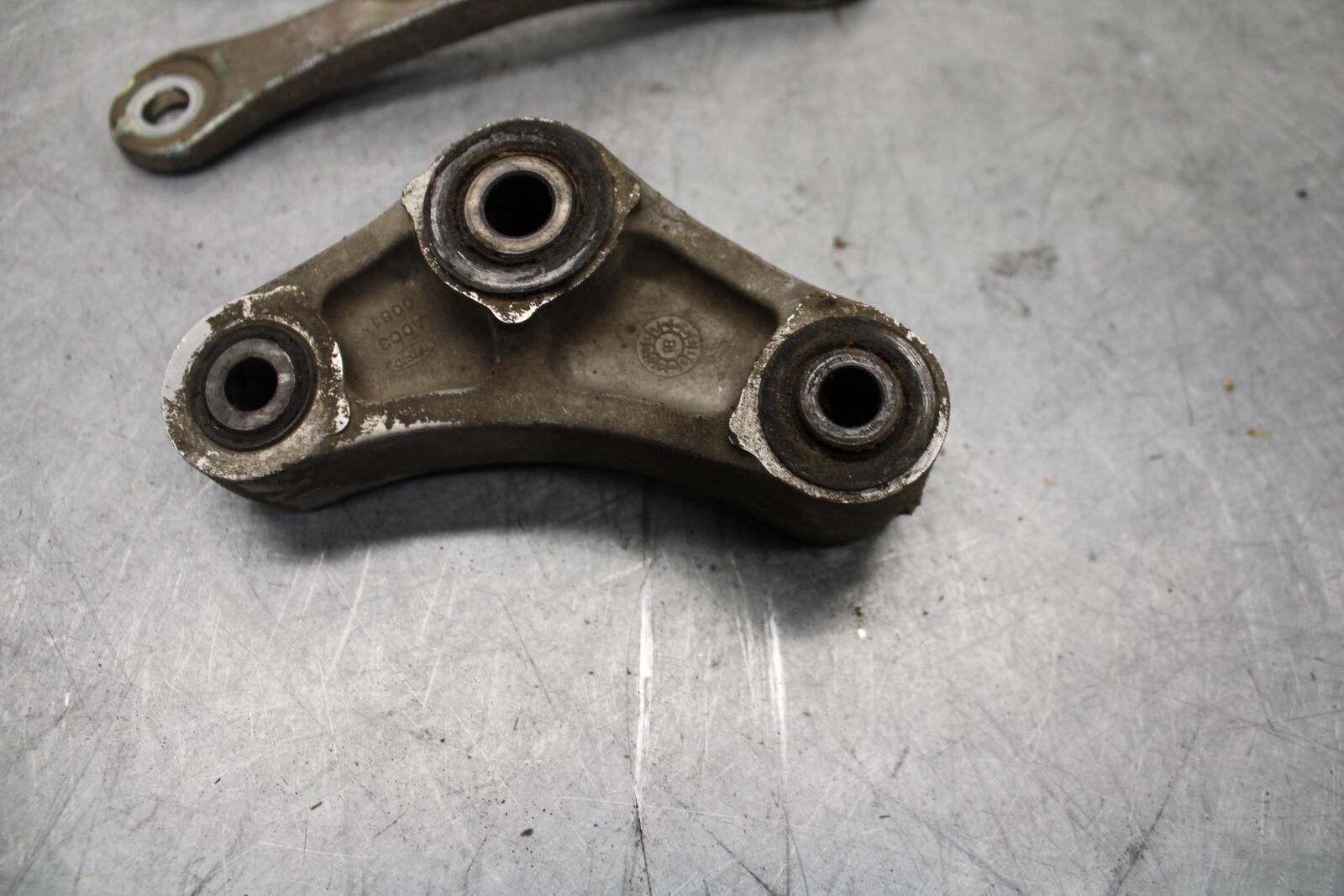 06-07 KAWASAKI NINJA ZX14R REAR DOGBONE SHOCK LINKAGE LINK BB433