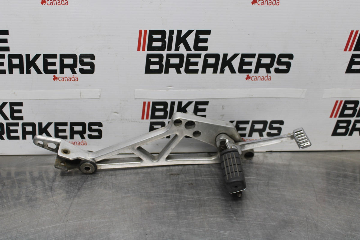 84 HONDA INTERCEPTOR 1000 VF1000F RIGHT REARSET REAR SET DRIVER FOOT PEG BB878