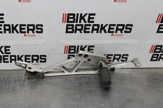 84 HONDA INTERCEPTOR 1000 VF1000F RIGHT REARSET REAR SET DRIVER FOOT PEG BB878