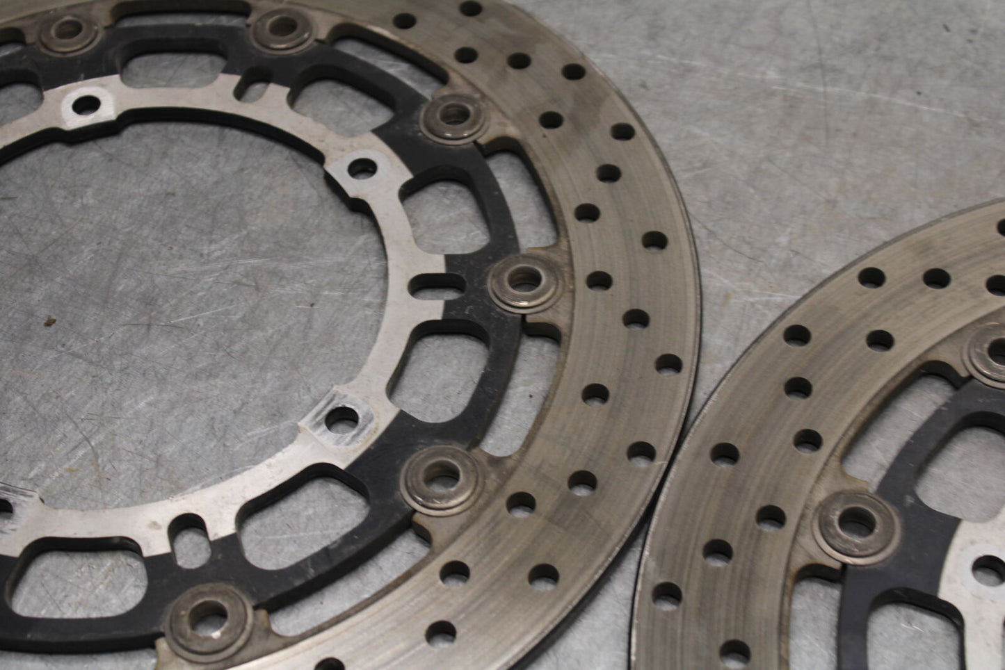 08-16 YAMAHA YZF R6 FRONT LEFT RIGHT BRAKE ROTORS DISCS 13S-2581T-00-00 BB247
