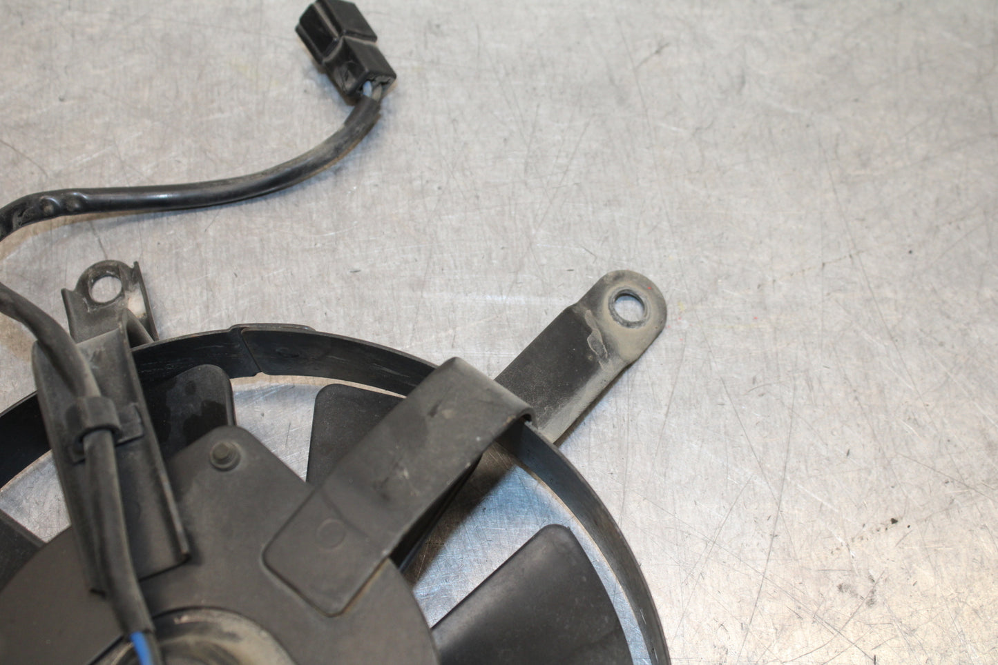 00-02 KAWASAKI NINJA ZX6R ENGINE RADIATOR COOLING FAN BB750