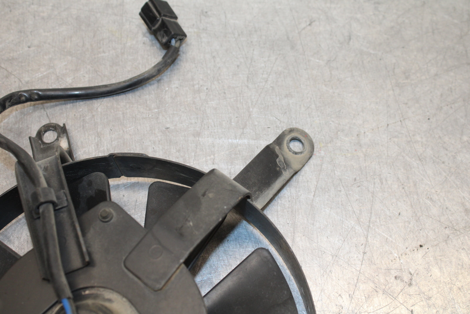 00-02 KAWASAKI NINJA ZX6R ENGINE RADIATOR COOLING FAN BB750