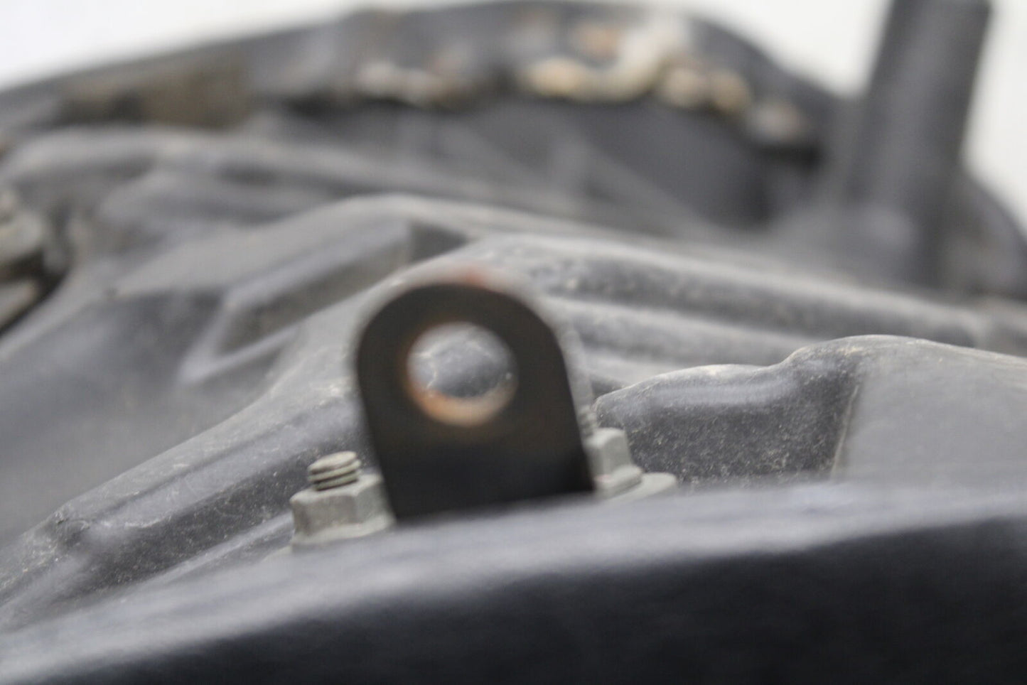 05-09 SUZUKI BOULEVARD C90 FRONT DRIVERS SEAT BB692