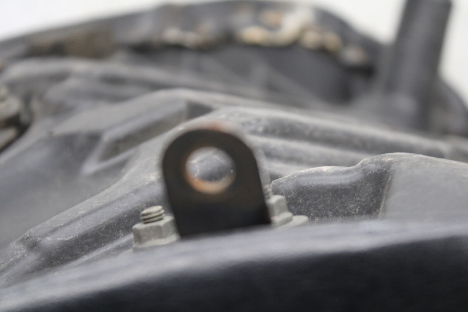 05-09 SUZUKI BOULEVARD C90 FRONT DRIVERS SEAT BB692