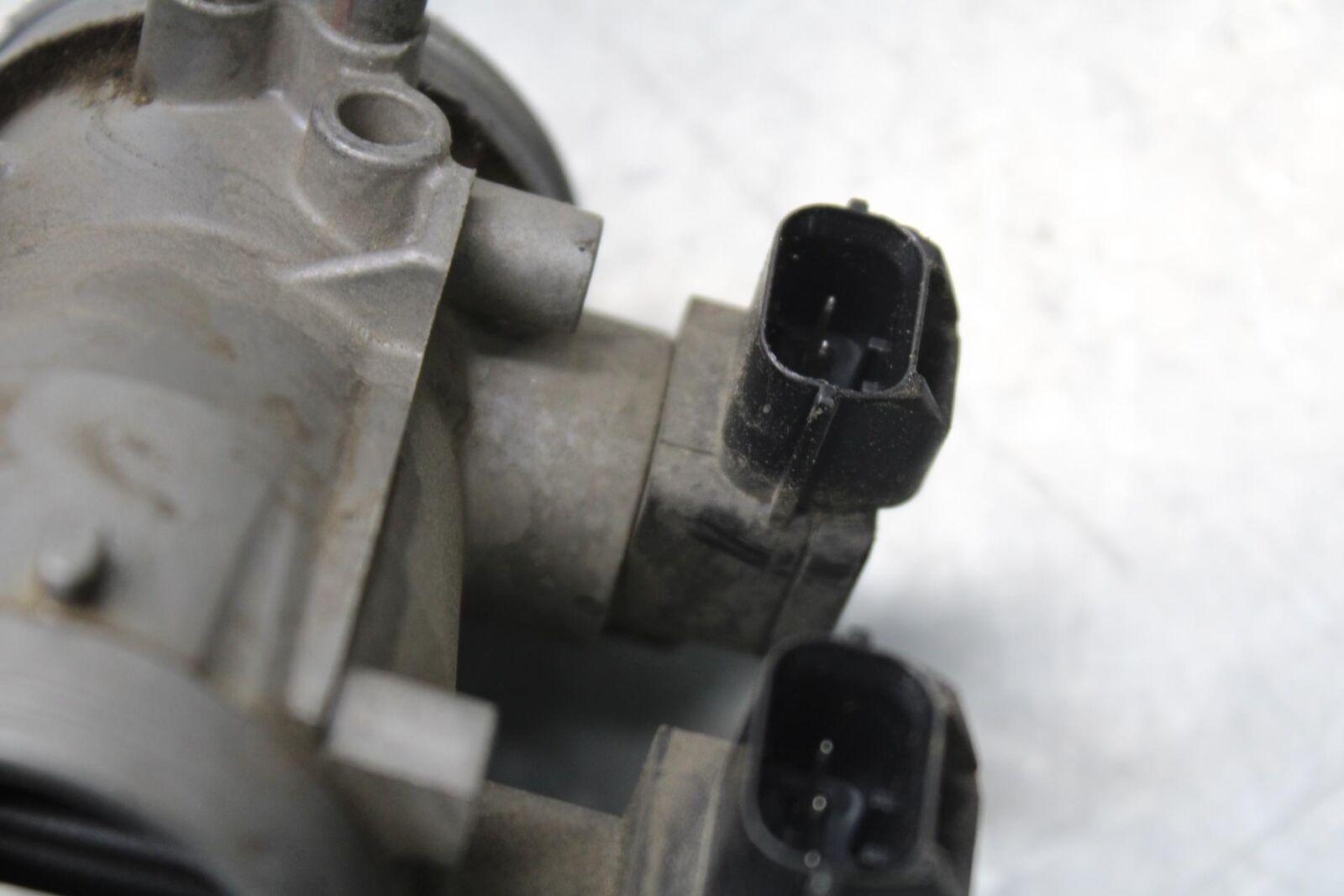 09-12 KAWASAKI NINJA ZX6R MAIN FUEL INJECTORS / THROTTLE BODIES 16163-0128 BB640