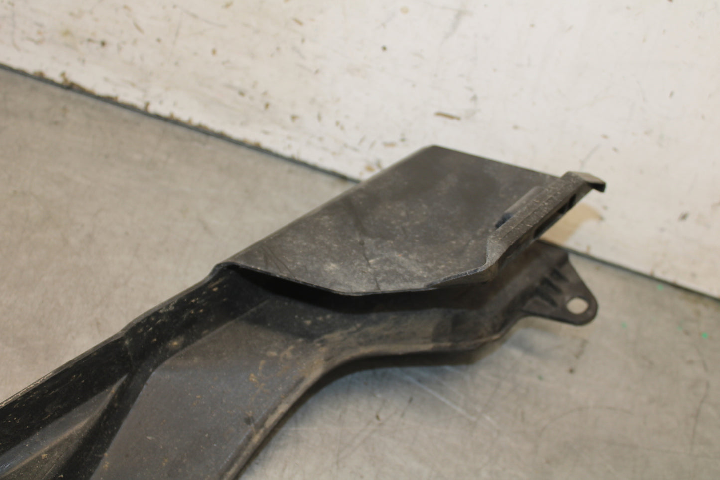 13-15 HONDA CBR500R REAR BACK DRIVE CHAIN GUARD COVER SHIELD 40510-MGZ-J00 BB704