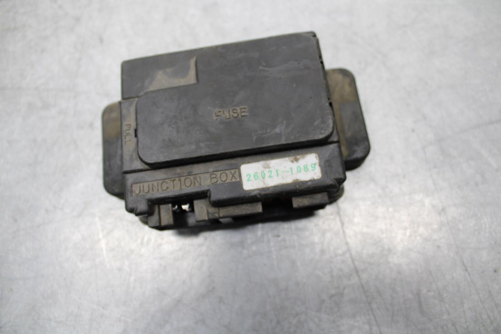 2001 Kawasaki Ninja ZX6 ZX600E RELAY ASSEMBLY FUSE BOXBB547