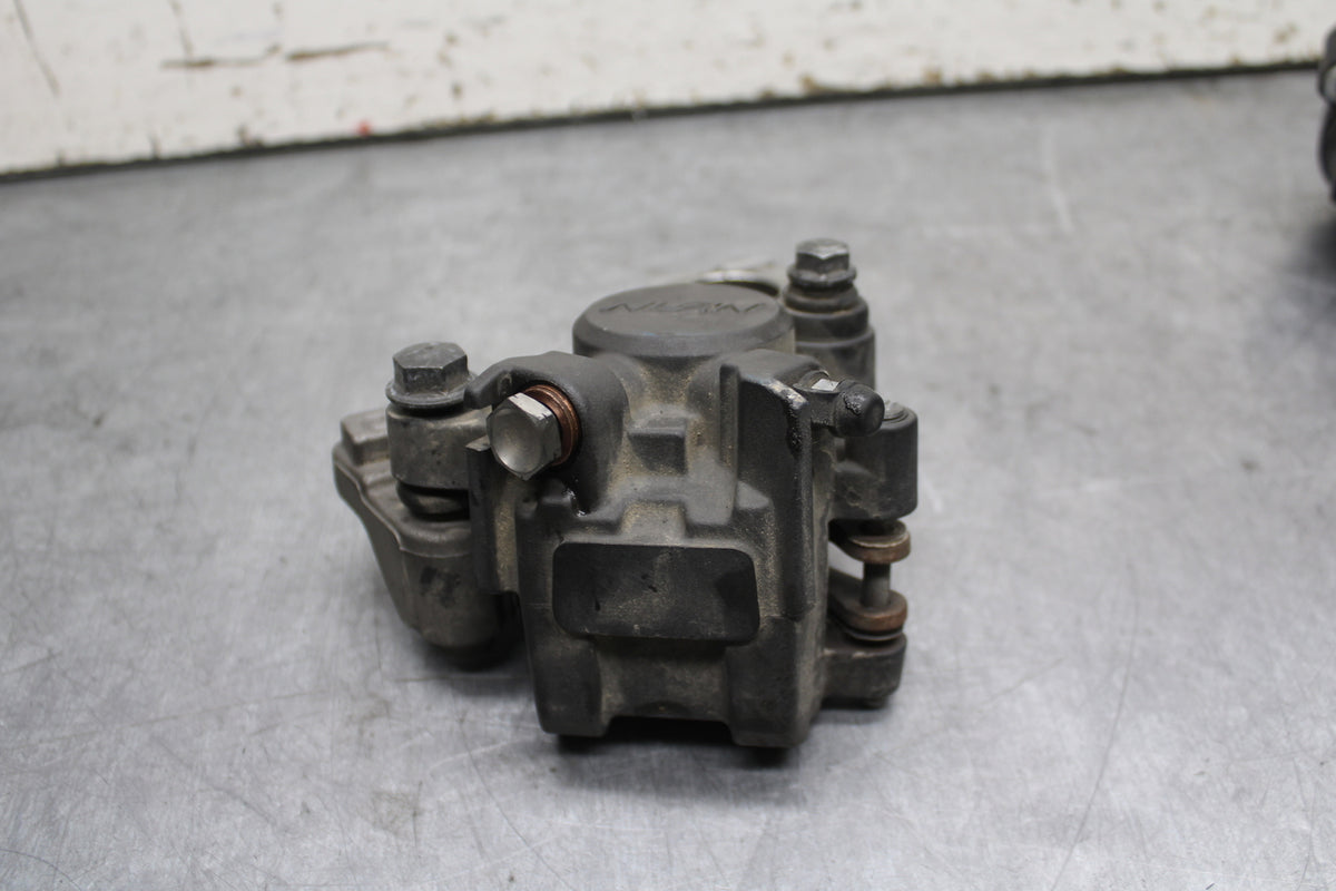 07-08 YAMAHA YZF R1 REAR BACK BRAKE CALIPER W MOUNT BRACKET BB724