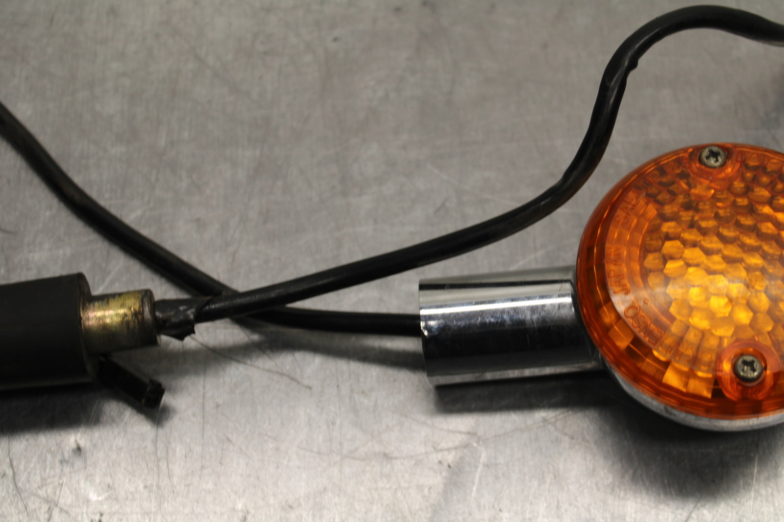 00 SUZUKI INTRUDER 1500 VL1500 FRONT LEFT RIGHT TURN SIGNALS INDICATORS  BB761