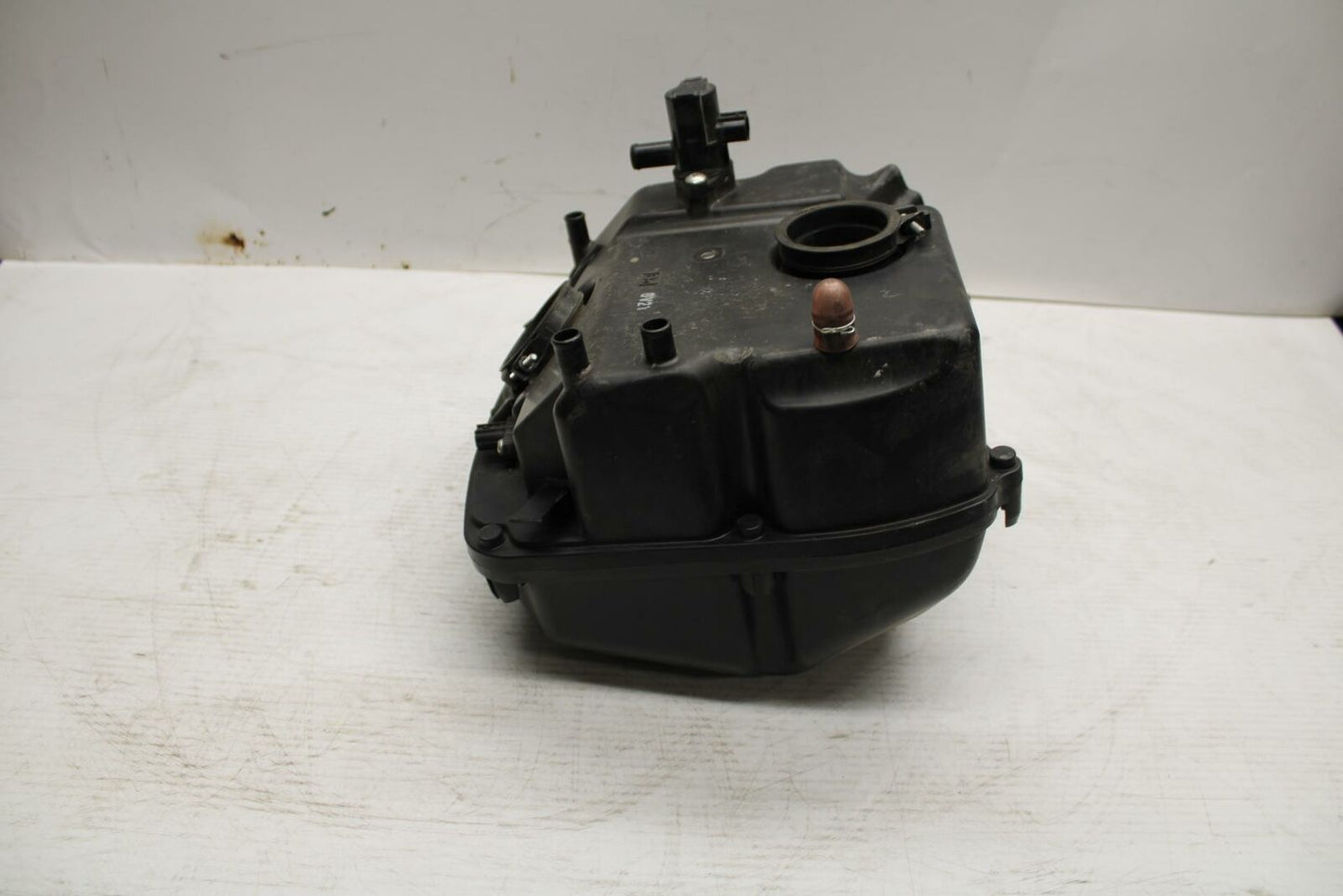 03-11 SUZUKI SV650A AIRBOX AIR INTAKE FILTER BOX  BB290