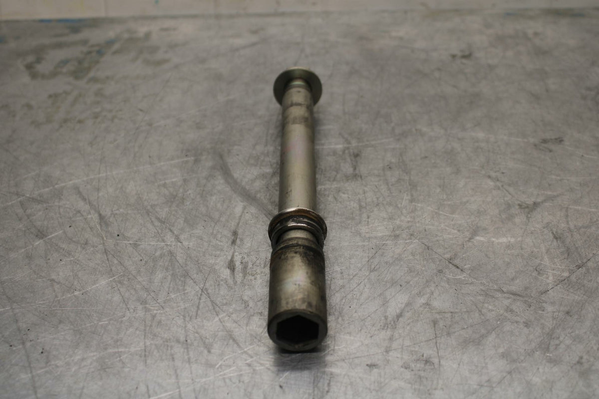 15-21 SUZUKI GSXR600 FRONT WHEEL RIM AXLE PIVOT BOLT BB418