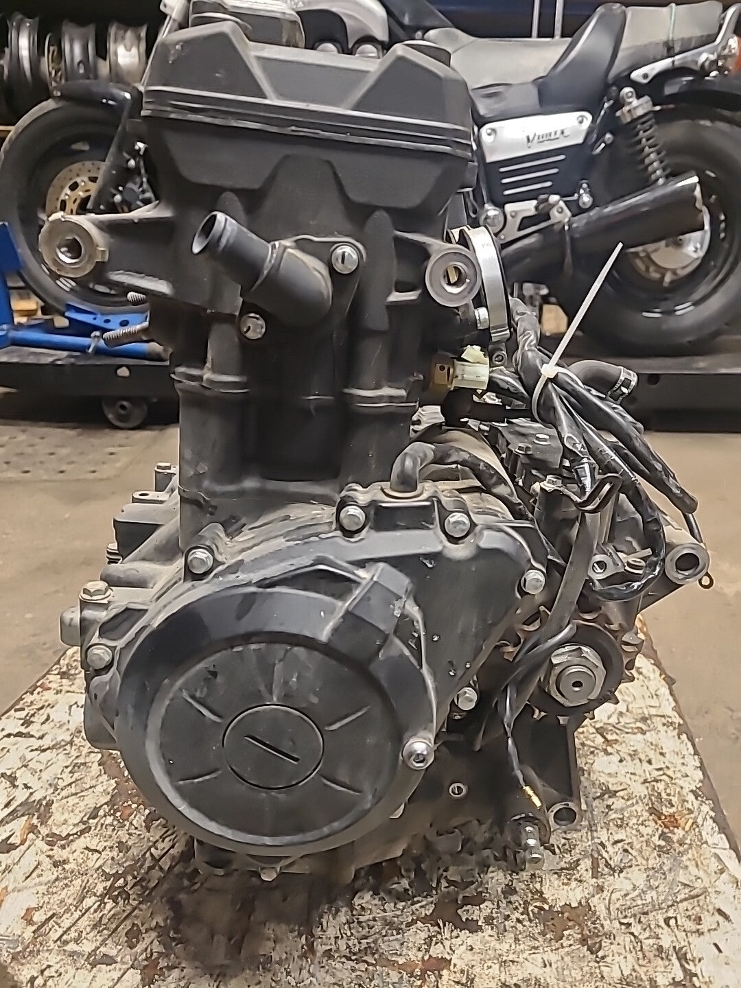 19-21 YAMAHA YZF R3 ENGINE MOTOR BB588