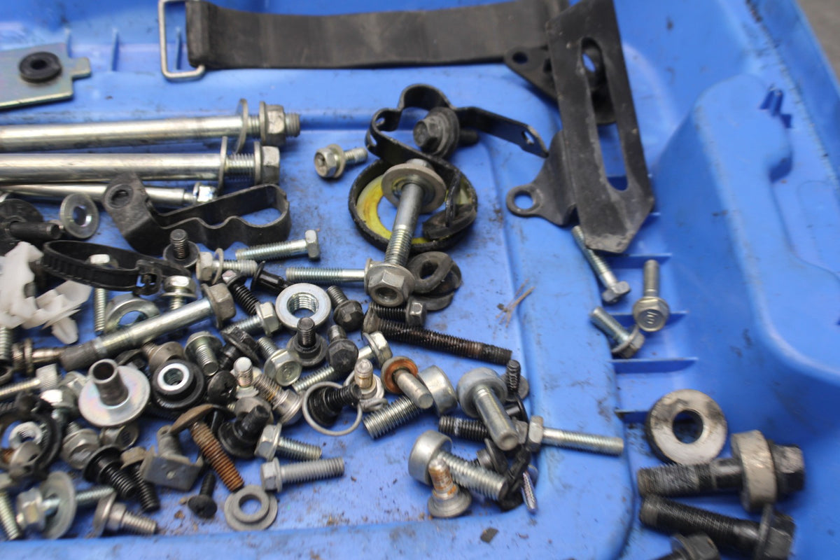 18 HONDA CB500F ENGINE MOUNTING BOLTS HARDWARE MOTOR SCREWS  BB861