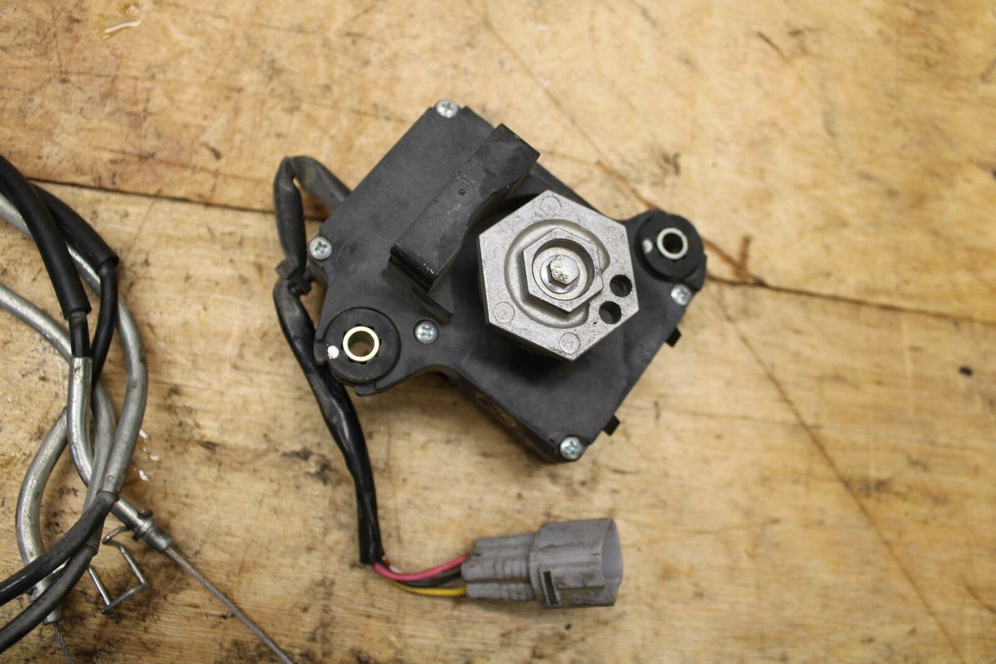 11-13 SUZUKI GSXR600 EXHAUST VALVE SERVO MOTOR 33970-47H02 BB330