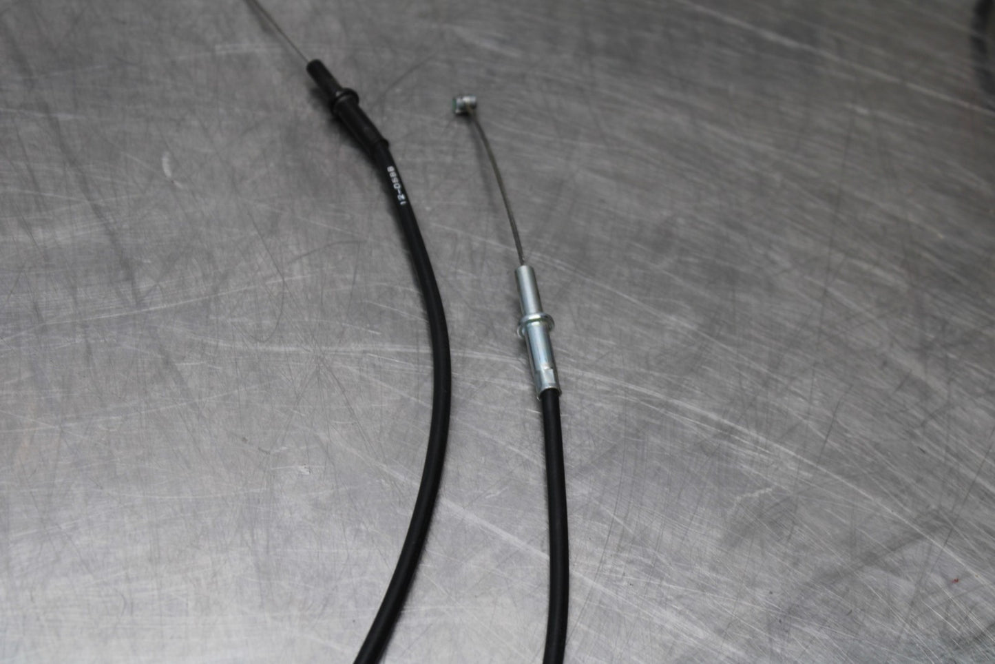 21-23 KAWASAKI NINJA ZX6R THROTTLE CABLE LINE HOUSING GUIDE BB179