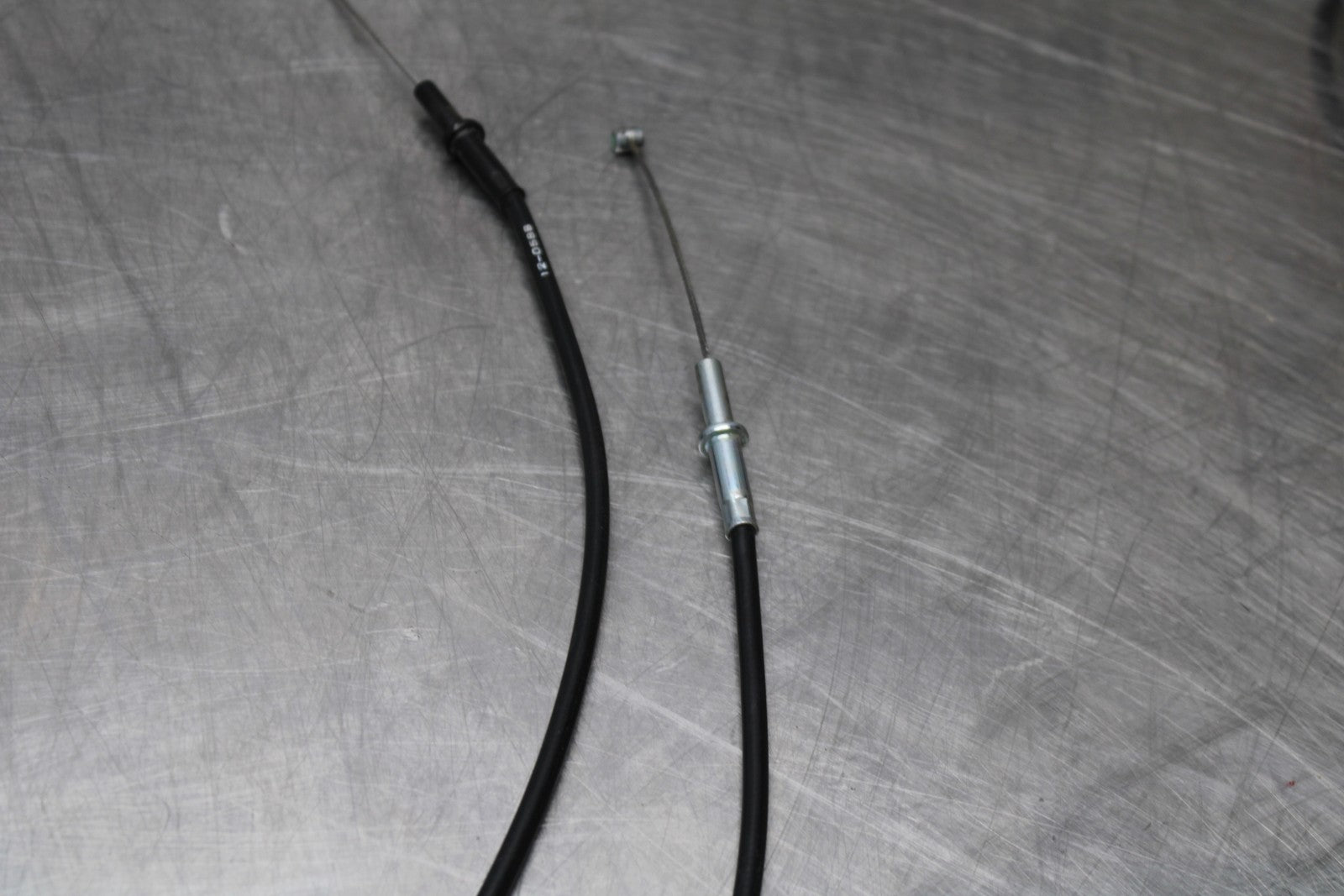 21-23 KAWASAKI NINJA ZX6R THROTTLE CABLE LINE HOUSING GUIDE BB179