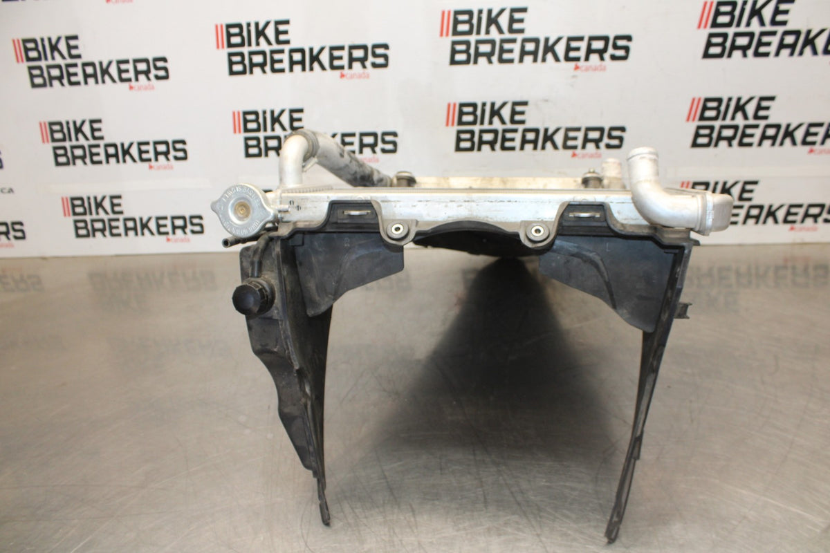 16 DUCATI 959 PANIGALE ENGINE RADIATOR MOTOR COOLER COOLING RADIATER SET  BB912