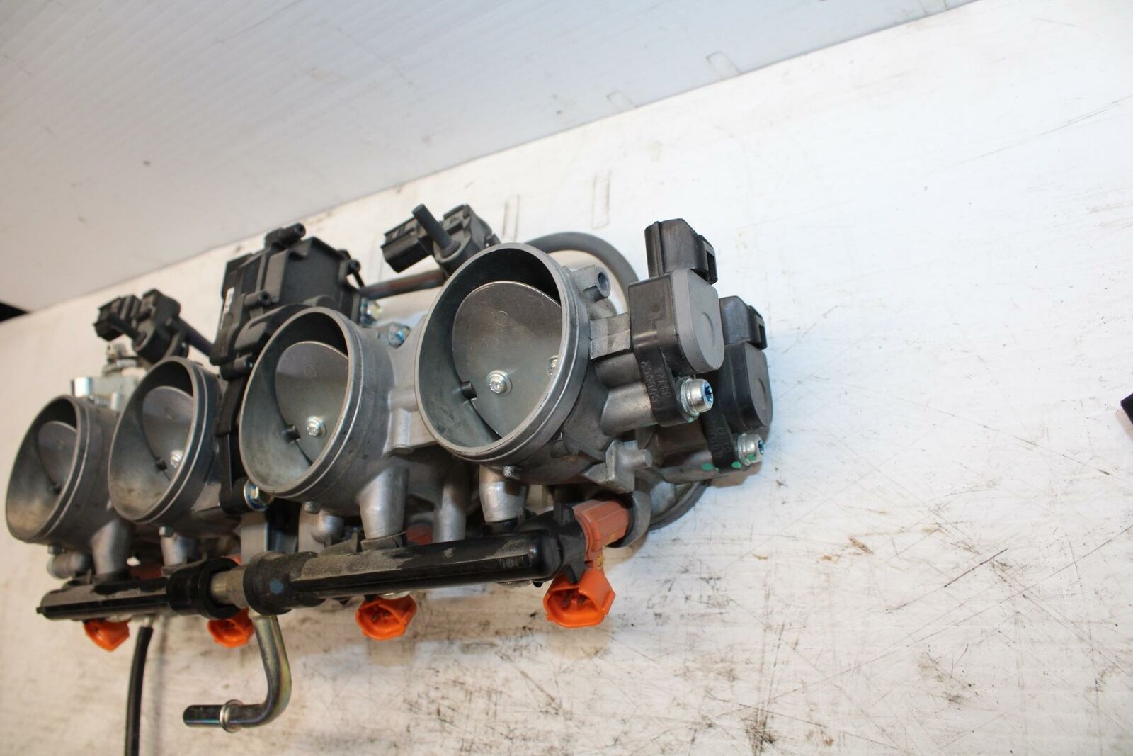 13-18 KAWASAKI NINJA ZX6R MAIN FUEL INJECTORS / THROTTLE BODIES BB311