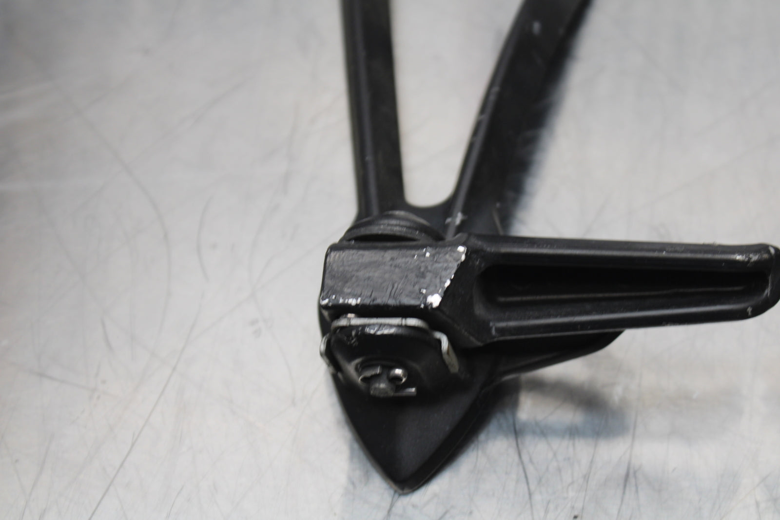 13-17 KAWASAKI NINJA ZX6R ZX636 ABS REAR BACK PASSENGER PEG SET PAIR BB143