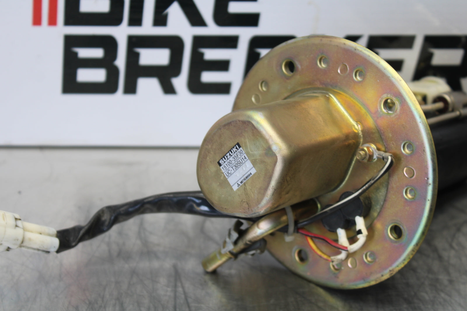 03 SUZUKI SV650S FUEL PUMP GAS PETROL SENDER UNIT