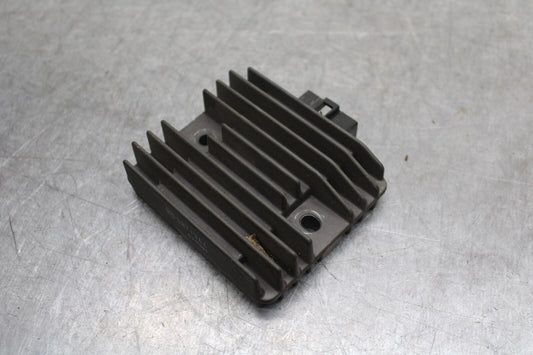 09-15 YAMAHA FZ6R RECTIFIER VOLTAGE REGULATOR 5SL-81960-00-00 BB719