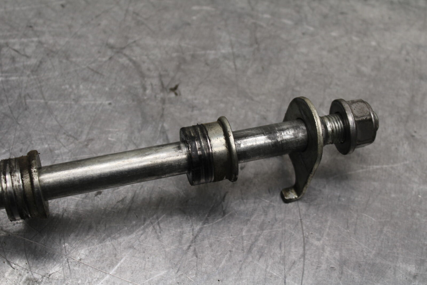 15-16 HONDA CB300F REAR AXLE BACK WHEEL RIM PIVOT BOLT AXEL BB740
