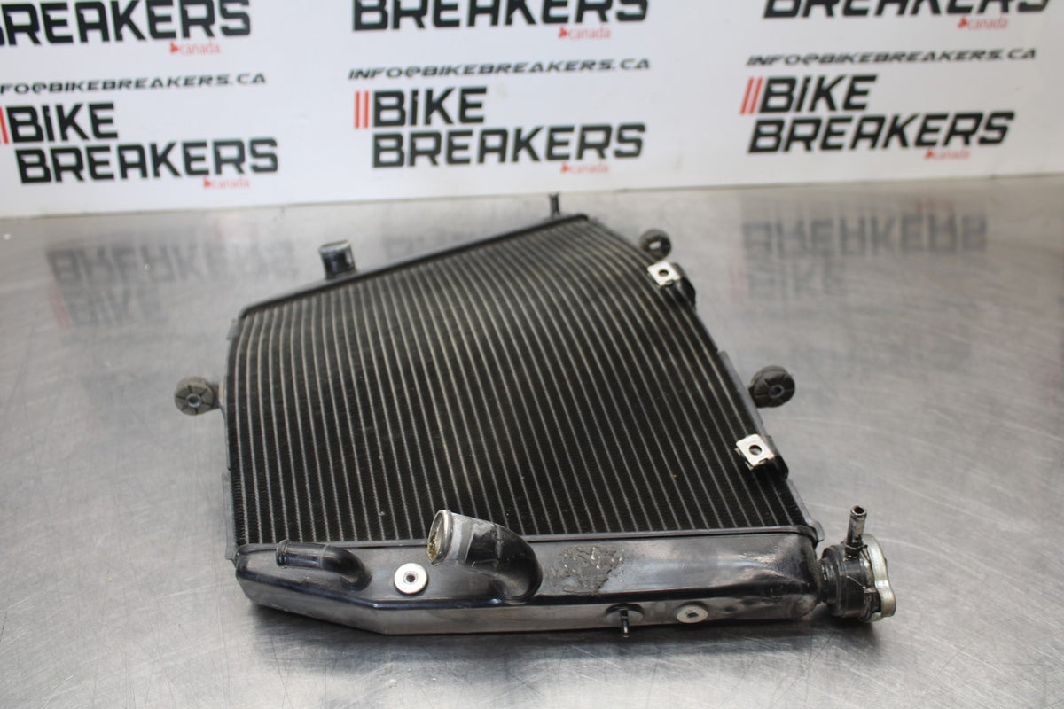 08-10 SUZUKI GSXR 600 ENGINE RADIATOR MOTOR COOLER COOLING RADIATER BB202