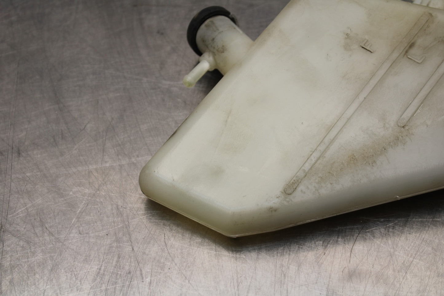 06-07 SUZUKI GSXR 600 COOLANT WATER TANK RESERVOIR BOTTLE BB178