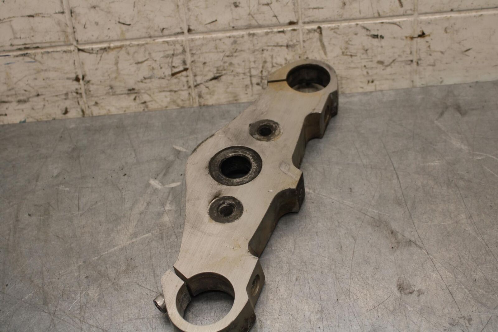 2005 Kawasaki Vulcan 1500 VN1500N Classic FORKS UPPER TRIPLE TREE CLAMP BB576