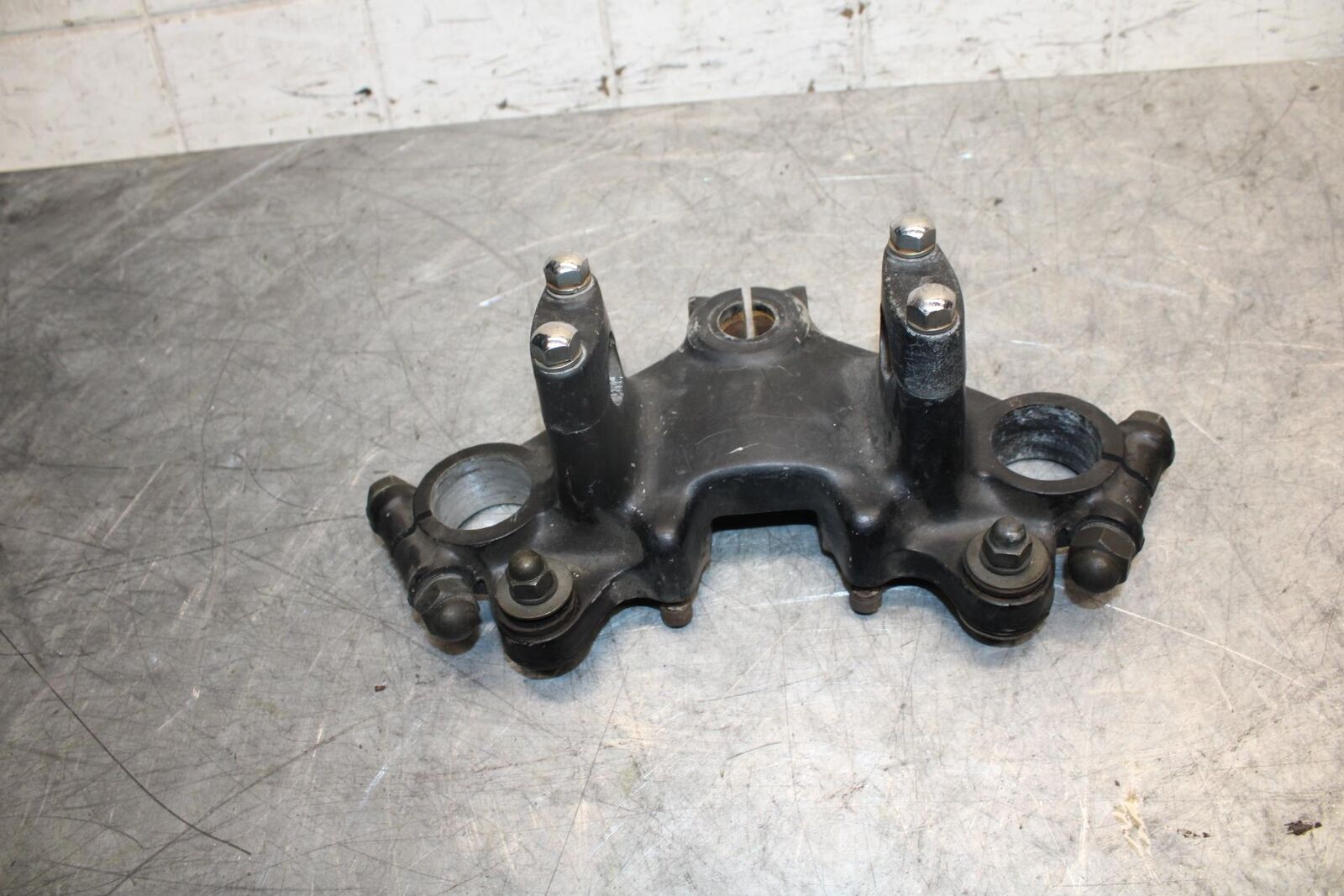 1982 Suzuki GS450L FORKS UPPER TRIPLE TREE CLAMP 51311-44110-291 BB52