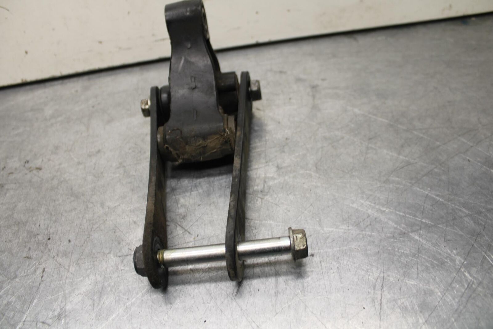 08-12 KAWASAKI NINJA 250R EX250J REAR DOGBONE SHOCK LINKAGE LINK BB612