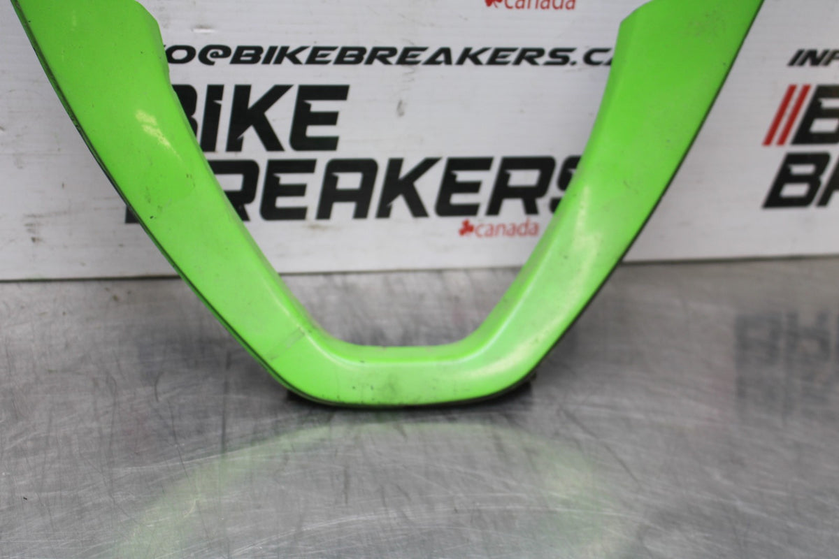 98 KAWASAKI NINJA ZX6 FRONT LOWER INNER EXHAUST V FAIRING COWL GUARD BB870