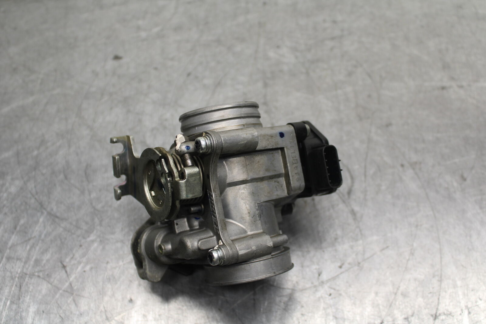 15-19 HONDA CBR300R MAIN FUEL INJECTORS / THROTTLE BODIES  BB112