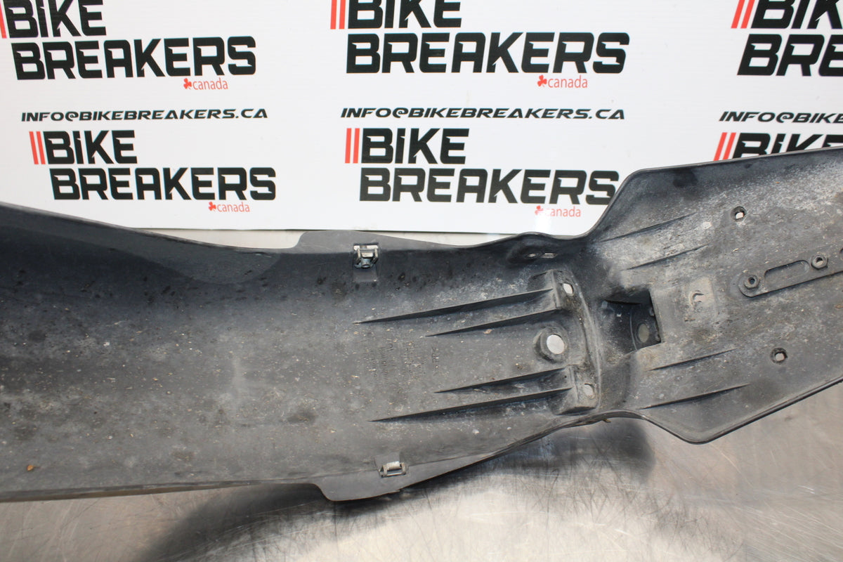08 MOTO GUZZI BREVA 750 REAR BACK FENDER MUD GUARD BB154