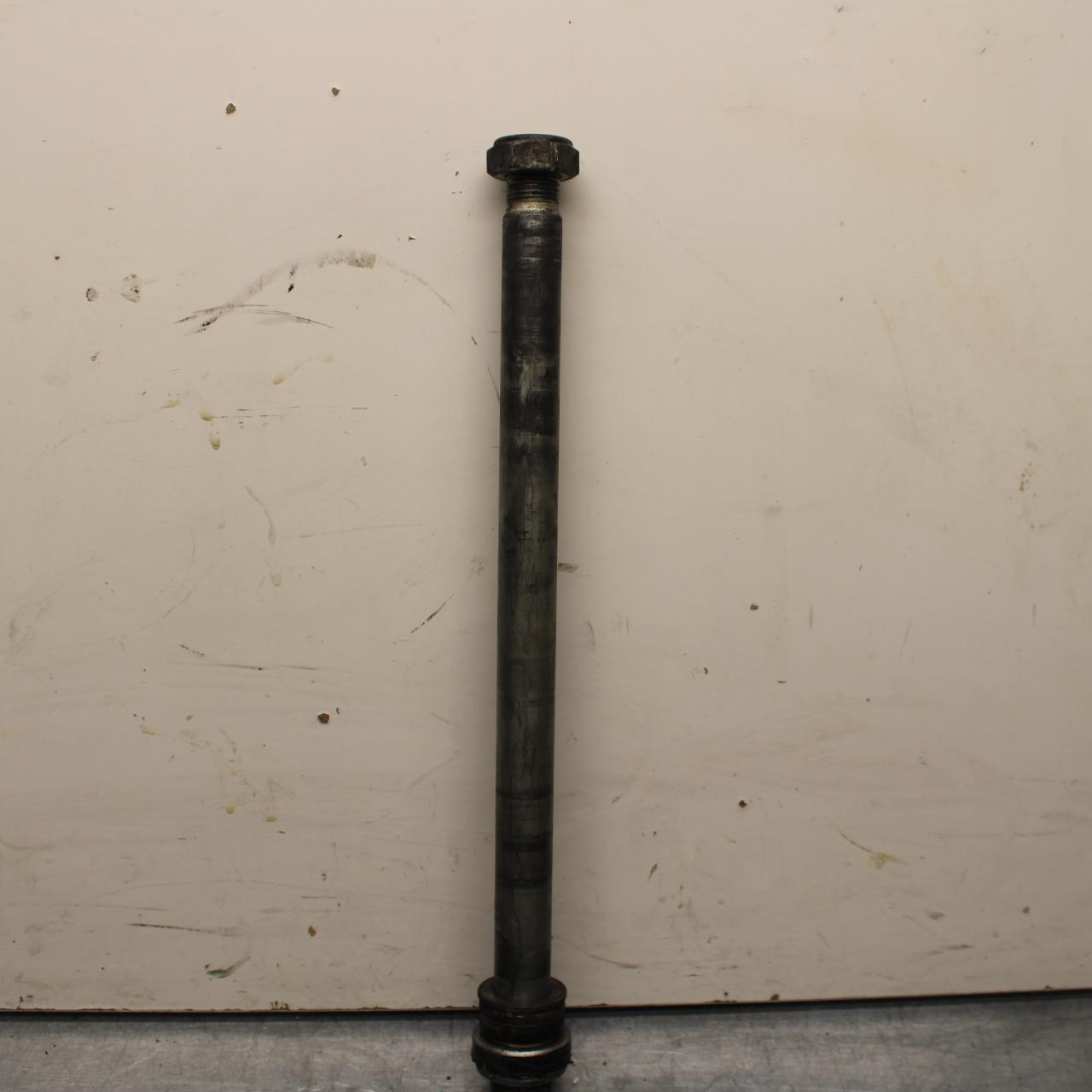 2004 Honda CBR600F4i REAR AXLE BACK WHEEL RIM BOLT AXEL 42301-MAS-000 BB606