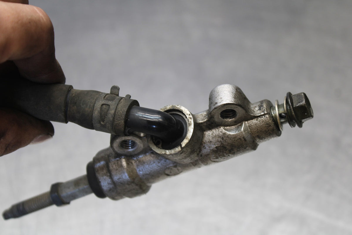 08 YAMAHA V STAR 1100 XVS1100AW CLASSIC REAR BACK BRAKE MASTER CYLINDER BB916