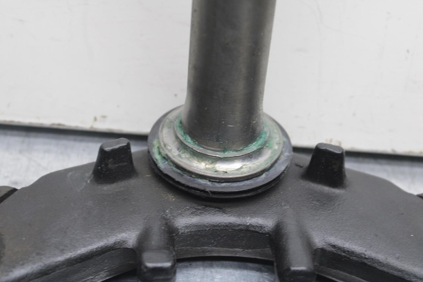 2009 Kawasaki Ninja 250R EX250J FRONT FORKS CLAMP LOWER TRIPLE TREE STEM BB87