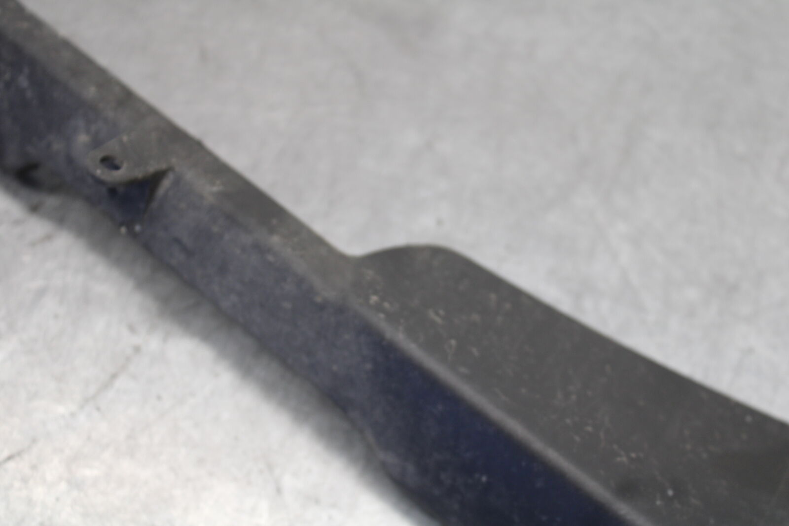 09-12 KAWASAKI NINJA ZX6R REAR BACK DRIVE CHAIN GUARD COVER SHIELD BB698