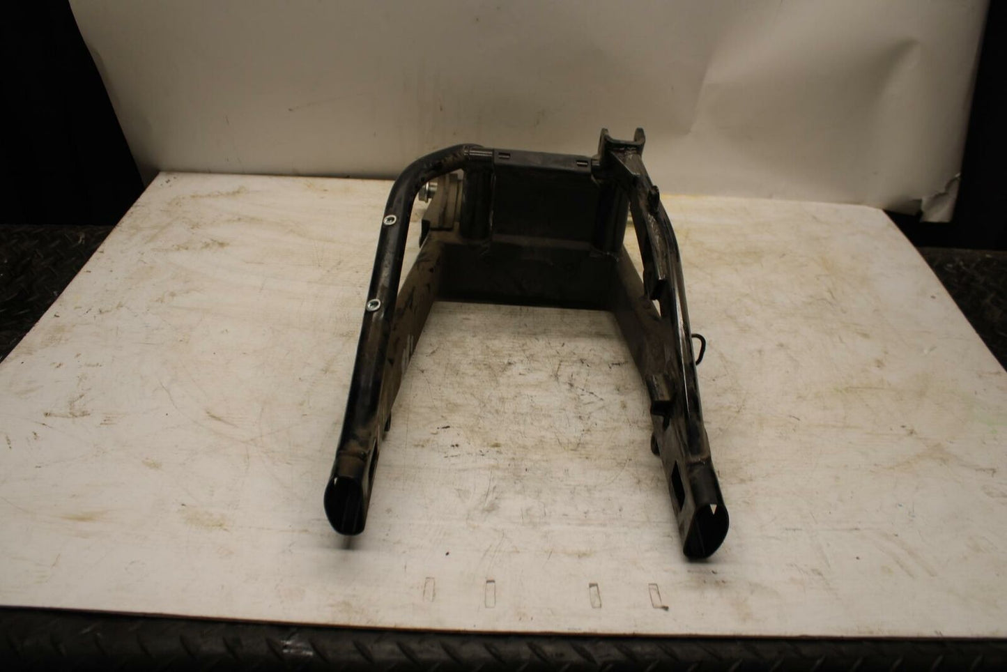 11-12 KAWASAKI NINJA 400 EX400 C REAR SWINGARM BACK SUSPENSION SWING ARM BB358