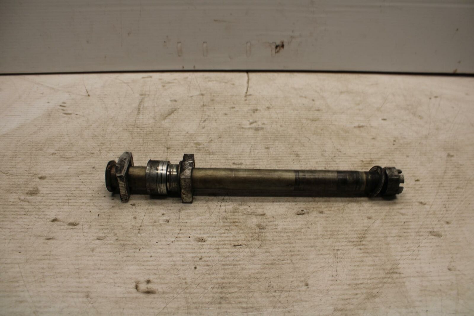 13-18 KAWASAKI NINJA ZX6R REAR AXLE BACK WHEEL RIM PIVOT BOLT AXEL BB304