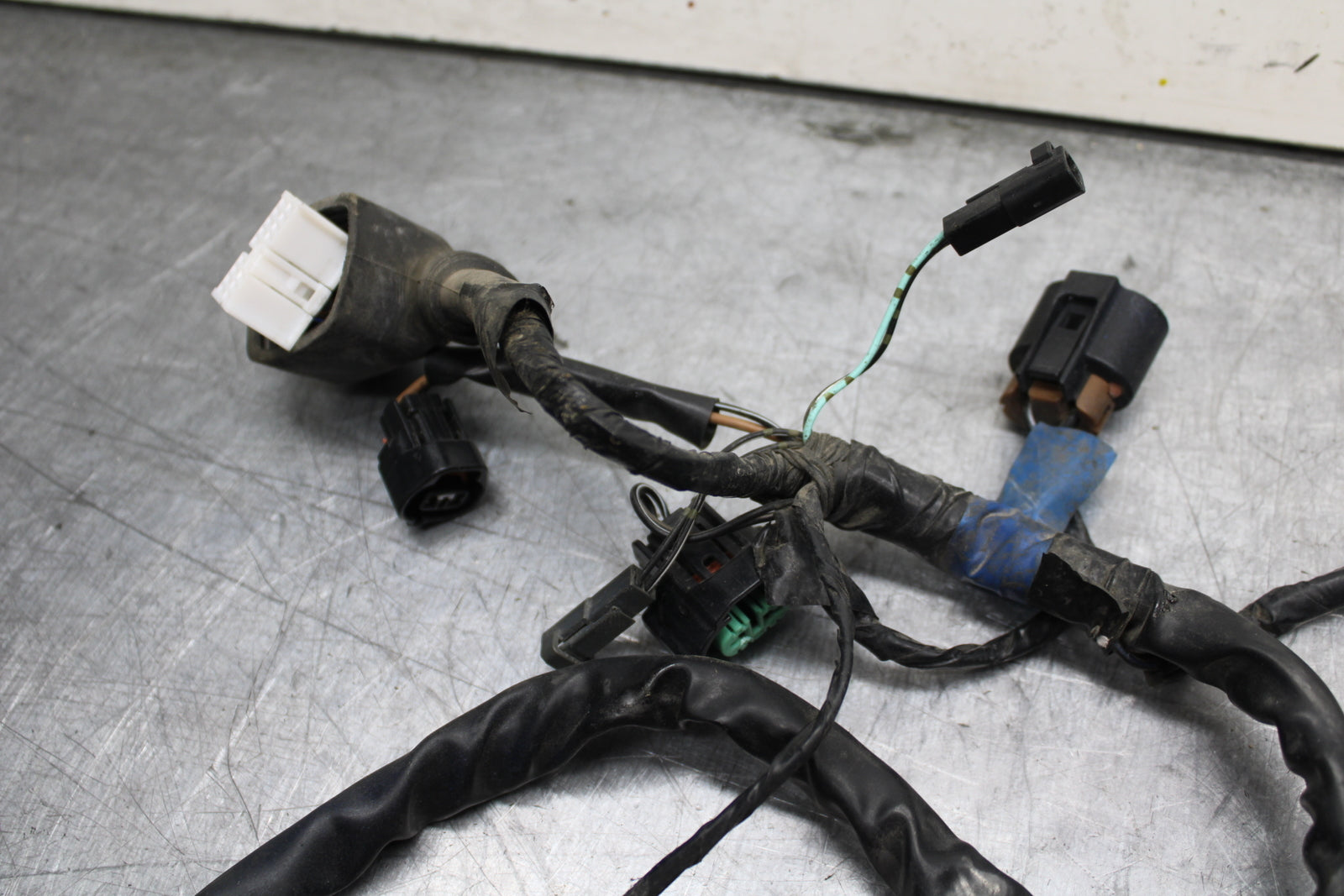 08-10 SUZUKI GSXR 600 HEADLIGHT SPEEDO GAUGES WIRING HARNESS WIRE LOOM BB753