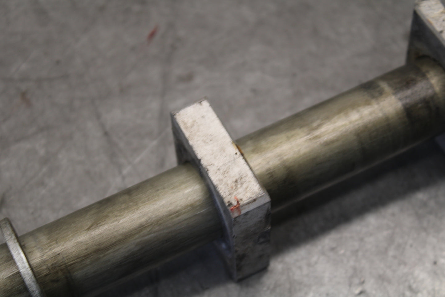 13-18 KAWASAKI NINJA ZX6R REAR AXLE BACK WHEEL RIM PIVOT BOLT AXEL BB682