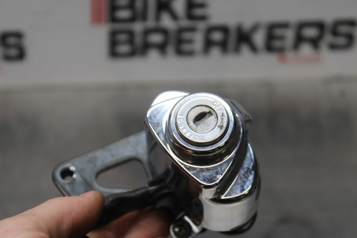 07 HONDA VTX1300R IGNITION LOCK & HELMET LOCK NO KEY BB825