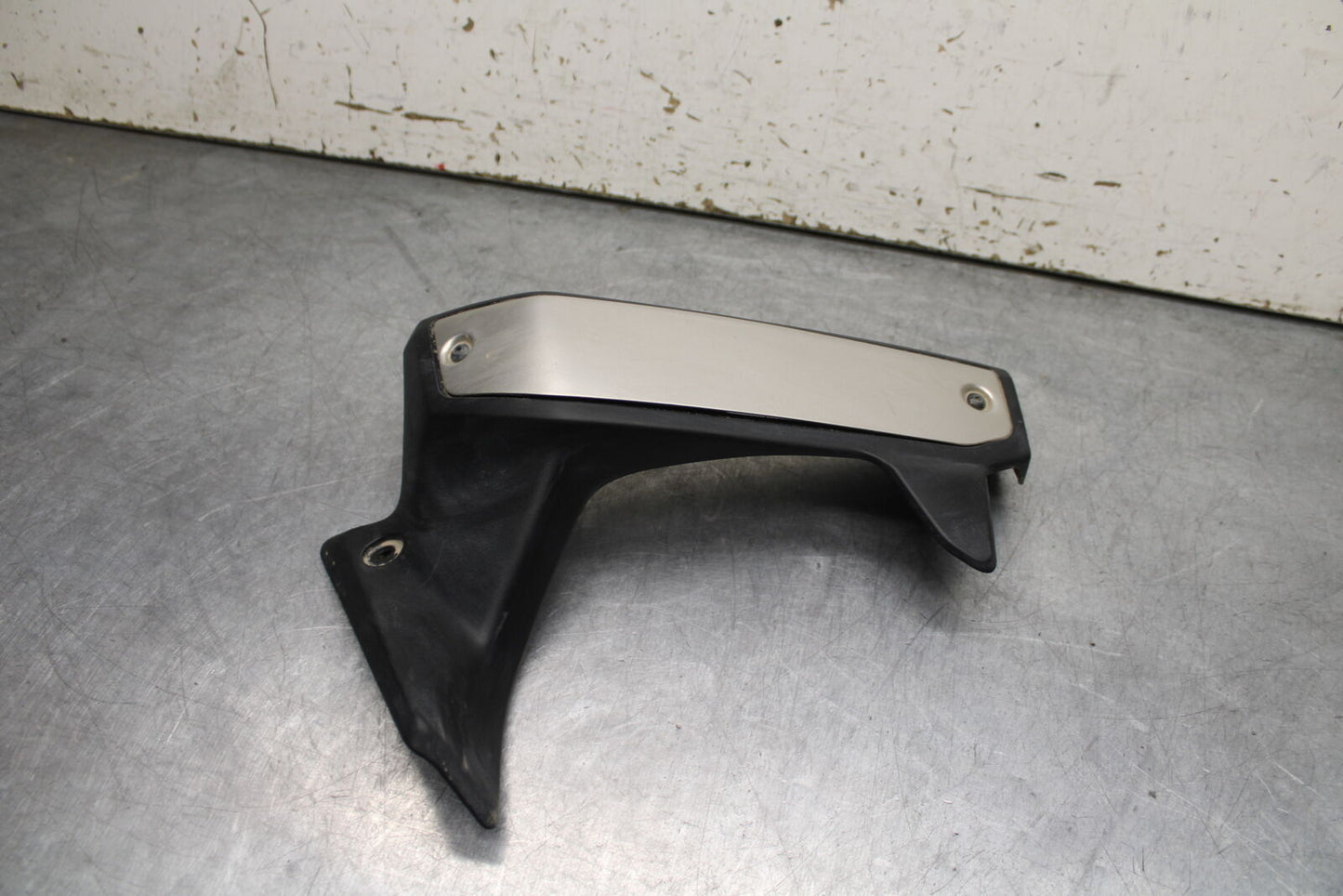 16-17 KAWASAKI VULCAN S 650 EN650 ABS RIGHT RADIATOR COVER GUARD BB731