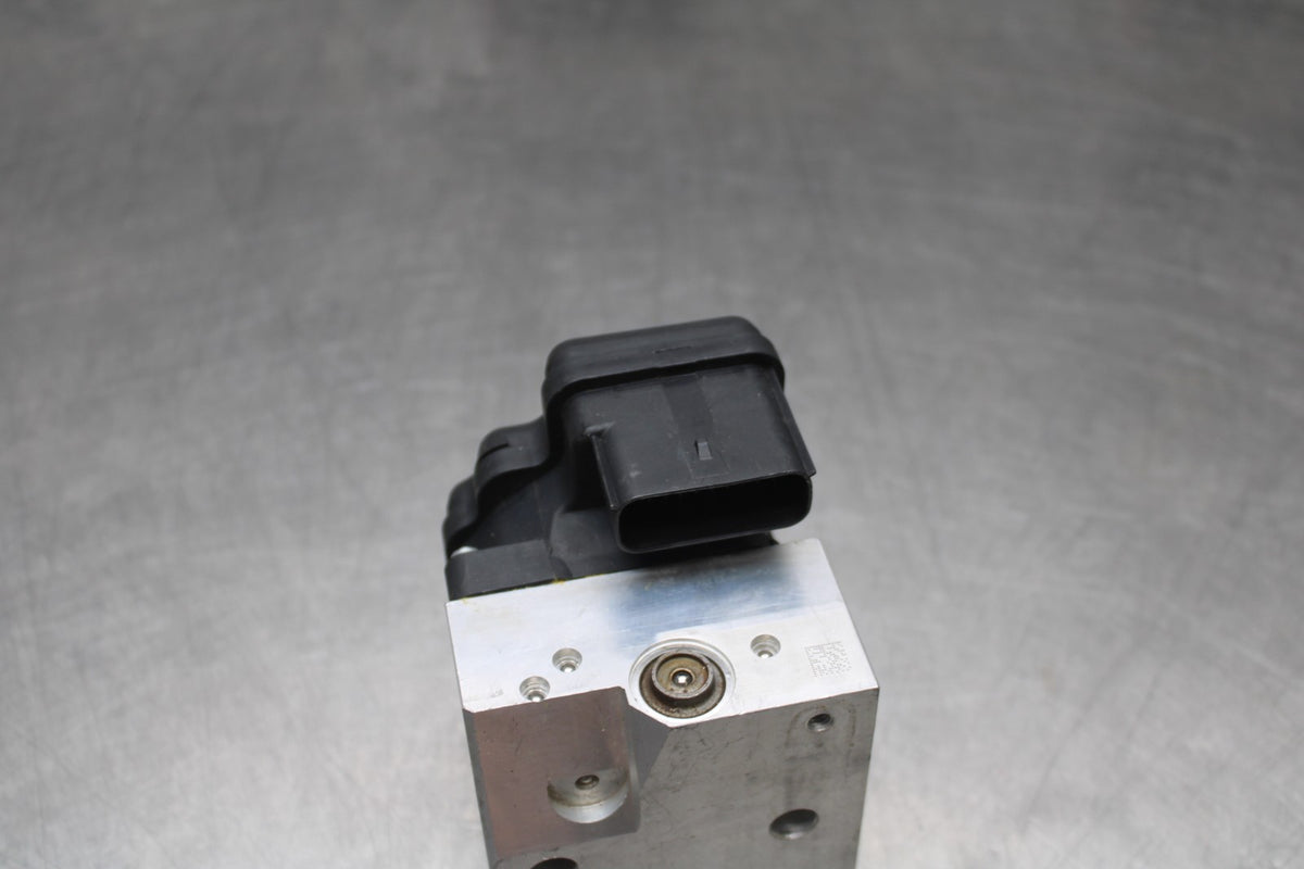 09-17 HARLEY-DAVIDSON V-ROD ABS PUMP UNIT MODULE BB886