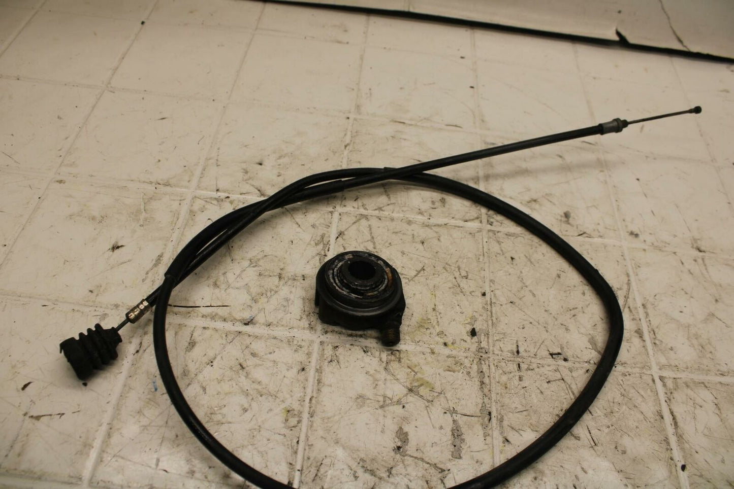 79-81 YAMAHA XS1100S SPEED DRIVE GEAR HUB with CABLE BB401
