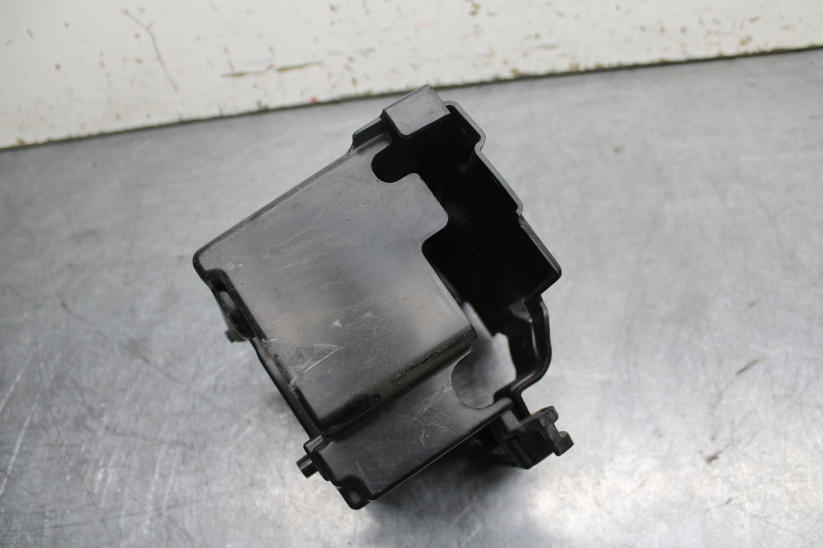 10-13 HONDA SHADOW RS 750 VT750RS BATTERY TRAY BOX HOLDER BB718