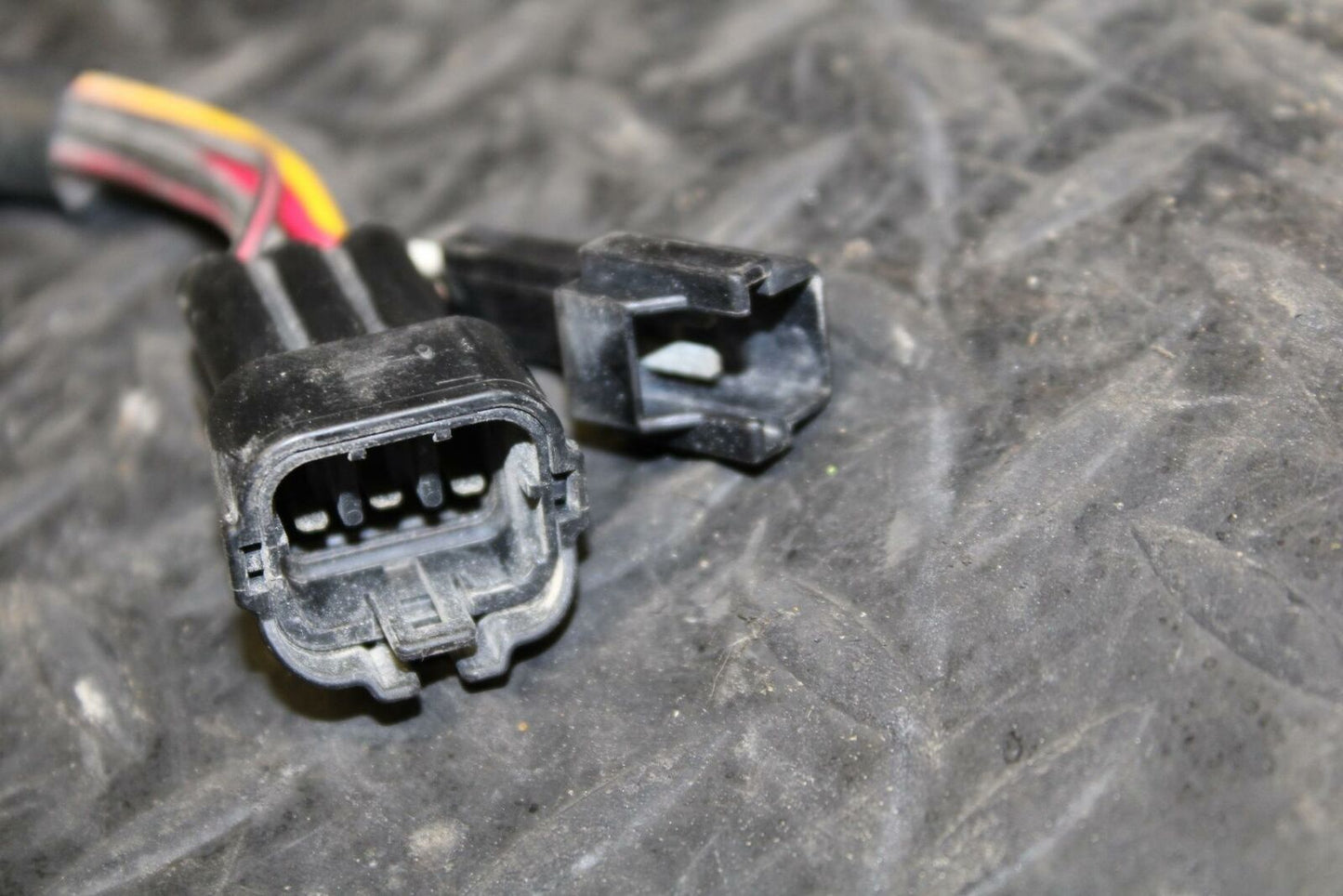 06-07 KAWASAKI NINJA ZX10R RIGHT CLIP ON HANDLE KILL OFF START SWITCH BB186